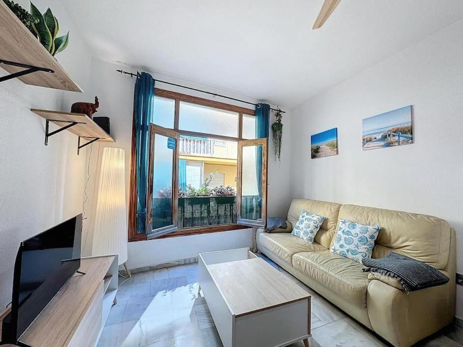 Urban Oasis Apartment 에스테포나 외부 사진